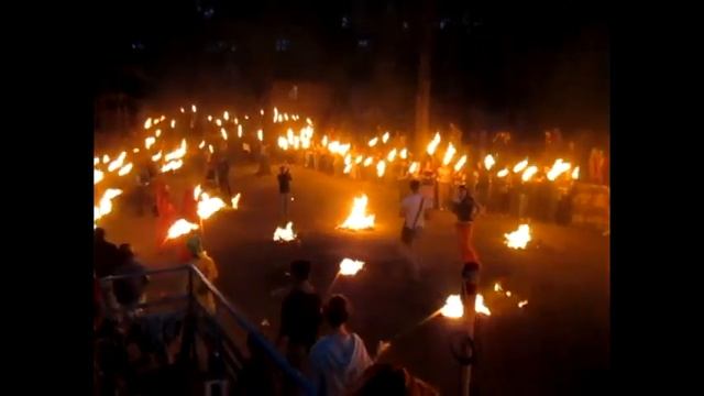 факельное шествие смотреть онлайн