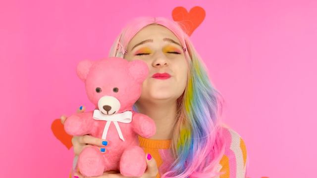 Челлендж. Шоколадная Еда vs Настоящая еда с Уэнсдей Аддамс от RaPaPa Challenge смотреть онлайн