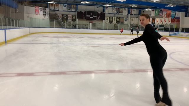 Beginner Footwork Sequence Using Three-Turns - Figure Skating Tutorial