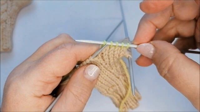 Детские варежки спицами. Вязание спицами. смотреть онлайн