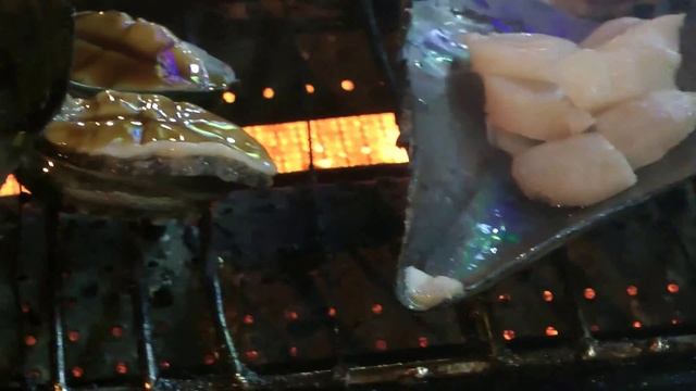 Ужин в Шанхае из разного вида устриц, Шанхай, Китай (Shanghai, China) / Предмонтажные фрагменты