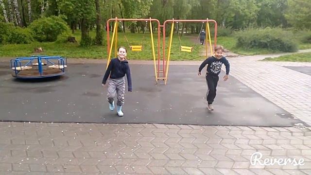 прыгаем на качели смотреть онлайн