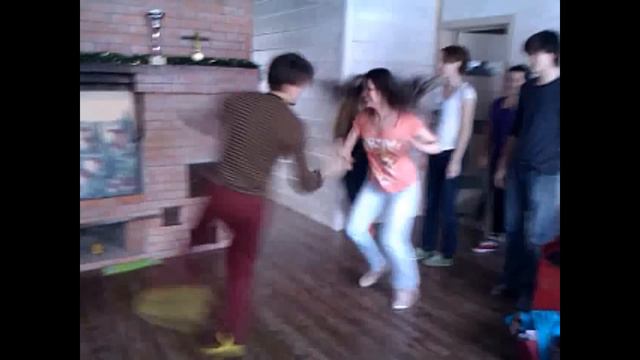 Lindy hoppers go crazy. 350-390 bpm fast dancing. смотреть онлайн