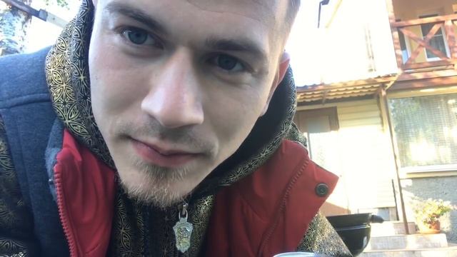 ? ЖАРИМ ШАШЛЫКИ НА ДАЧЕ, ТРЕЩИМ ПО ДУШАМ ? смотреть онлайн