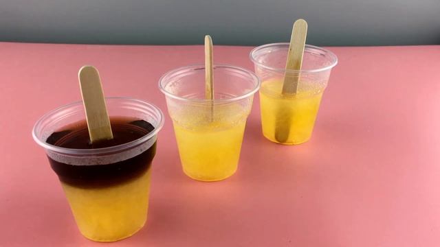 СВОИМИ РУКАМИ - ДЕЛАЕМ МОРОЖЕНОЕ ИЗ SPRITE, FANTA, COCA COLA смотреть онлайн