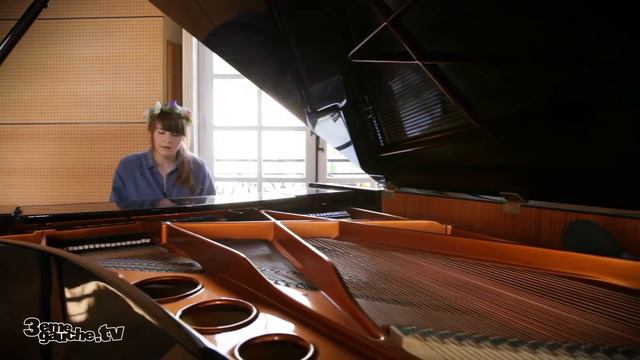 Jennie Abrahamson - Wolf Hour - Acoustic [ Live in Paris ] смотреть онлайн