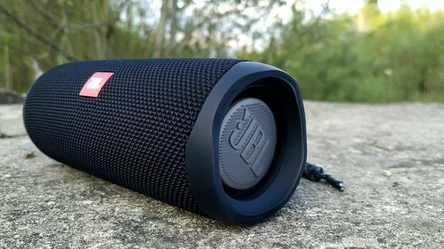 НОВАЯ КОЛОНКА НА КАНАЛЕ! ОБЗОР JBL FLIP 5 + BASS TEST! смотреть онлайн