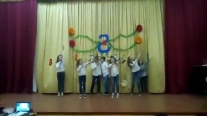5 класс танец 8 Марта