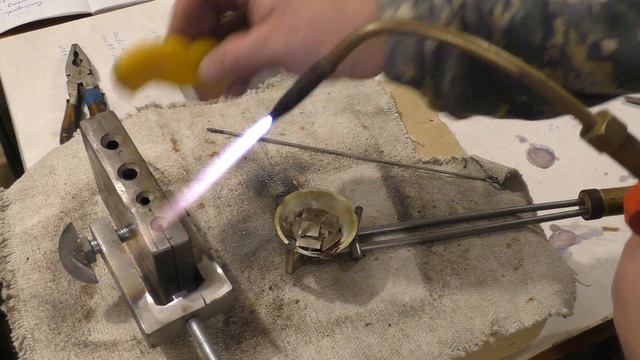 Лучшие рецепты приготовления припоя из серебра / для ремонта и изготовления ювелирных изделий смотреть онлайн