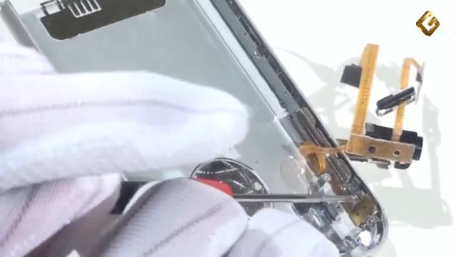 Ремонт Apple iPhone 2G - замена задней панели корпуса в айфоне смотреть онлайн
