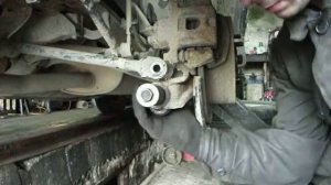 замена сайлентблока задней цапфы лексус 300