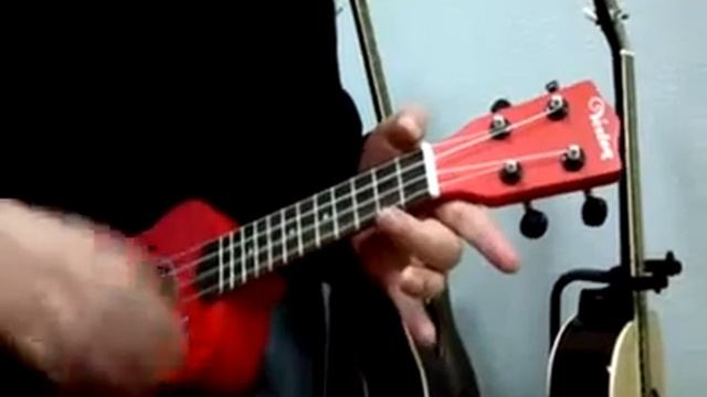 Укулеле Veston KUS15 RD смотреть онлайн