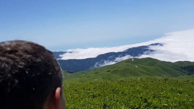 Покатушка в Абхазии, высшая точка нашего маршрута 2360м смотреть онлайн