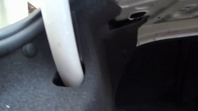 Error 00984 and 00985, code 012 - Tail Light M4 - Electrical Fault in Circuit смотреть онлайн