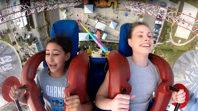 Vitoria & Jennifer смотреть онлайн