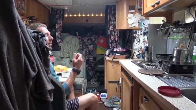 ✅Советы что нужно знать о жизни в Доме на Колесах | Как выбрать автодом? Советы и лайфхаки! смотреть онлайн