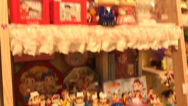 Korean Prop Shops - Vintage Toy Shops In Hongdae | Shopping In Seoul, Korea