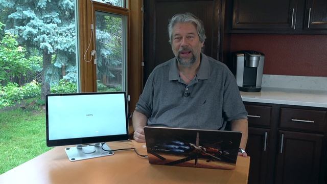 FEZOBR 15.6" HD Portable Touchscreen Monitor -- DEMO & REVIEW смотреть онлайн