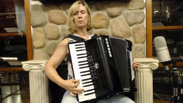 HOBRAVOIII80BK - Hohner Bravo III LMM 37 80 $1499 смотреть онлайн