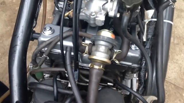 KAWASAKI ER5 синхронизация карбюраторов!!! (sync carbs) смотреть онлайн