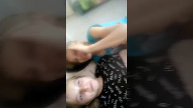 Тиффани Солнышко и Картье Солнышко смотреть онлайн