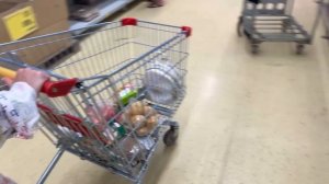 КТО КУПИТ БОЛЬШЕ ЕДЫ? Шоппинг с Мужем в МАГНИТ! Закупка ПРОДУКТОВ и НОВИНОК ЕДЫ