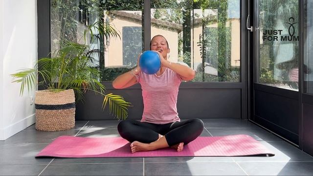 Pour toutes les MAMANS qui veulent retrouver leur forme, voici une séance POST ACCOUCHEMENT - JFM ? смотреть онлайн