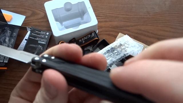 Распаковка, ПЕРВАЯ БАБОЧКА от Ganzo, Fenix, круто! Unboxing смотреть онлайн