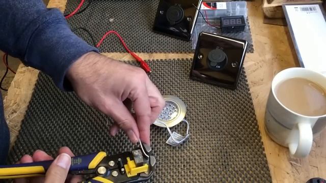 Mercedes Sprinter iVan - Wiring and Lighting смотреть онлайн