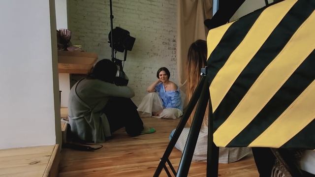 Имитация солнца || Идеи для фотосессий со студийным светом смотреть онлайн