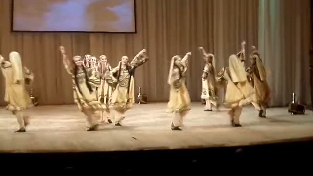 Государственный Академический ансамбль "Лезгинка" - Девичий перепляс смотреть онлайн
