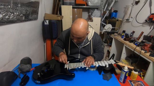 Washburn G4 anni '80 смотреть онлайн