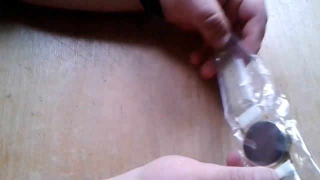 Часы с белым ремешком смотреть онлайн