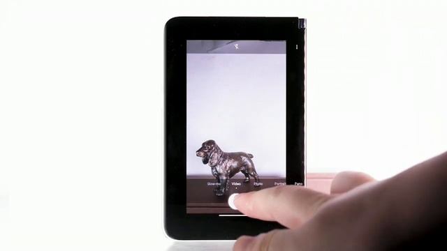 Surface Duo How-To use the Camera App смотреть онлайн