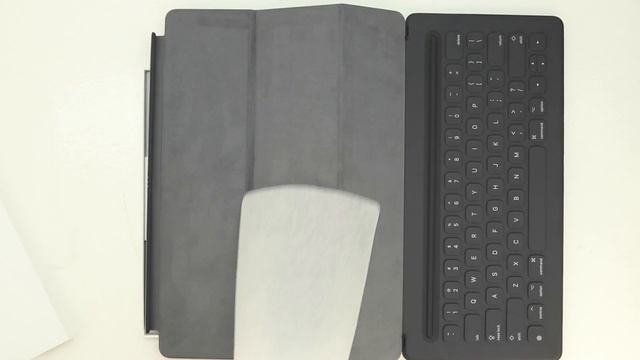 Apple 12.9" iPad Pro Smart Keyboard! смотреть онлайн
