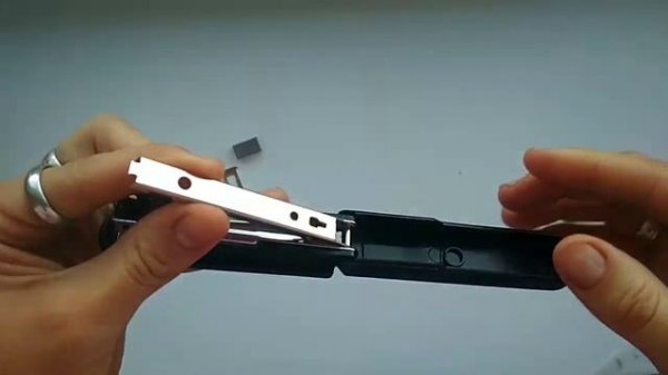 Как собрать канцелярский степлер