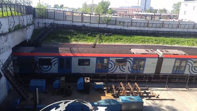 Новая электричка метро Москва смотреть онлайн