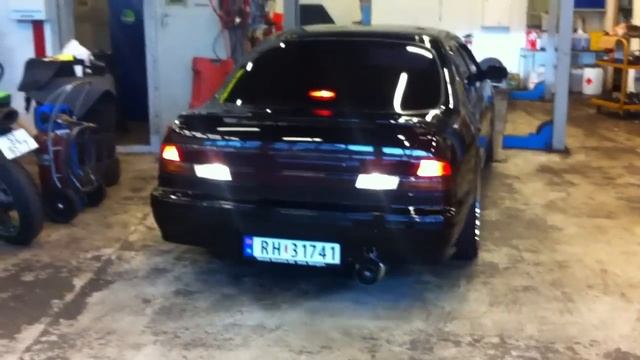 VQ30DE With Complete 2.5" Exhaust смотреть онлайн