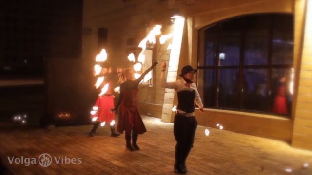 фаер-шоу (FIRESHOW) Volga Vibes в Саратове - выступление на свадьбе 2013 Огненное шоу смотреть онлайн