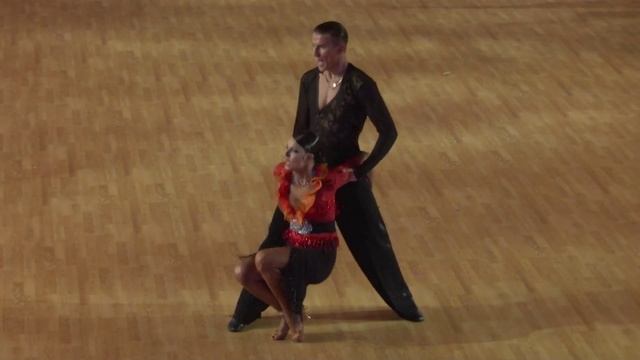 Andrey Tchumatchenko - Aleksandra Busheva, 1/4 Rumba смотреть онлайн