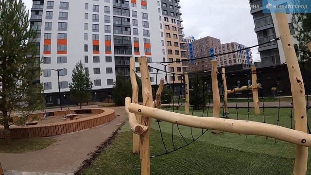 ЖК Погода. Сапфирная 13 двор и детская площадка. смотреть онлайн