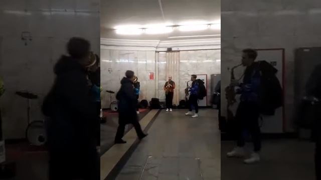 Джаз #музыкавметро смотреть онлайн
