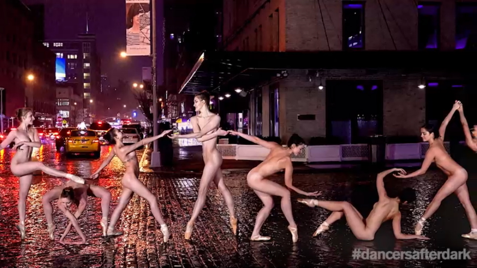 Балерин раздели ради искусства / балерины - 9, пуанты - 18, одежда - 0 смотреть онлайн