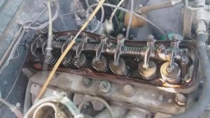 Работа змз 402 без крышки клапанов.