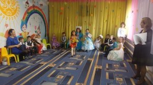 Платья из подручных материалов