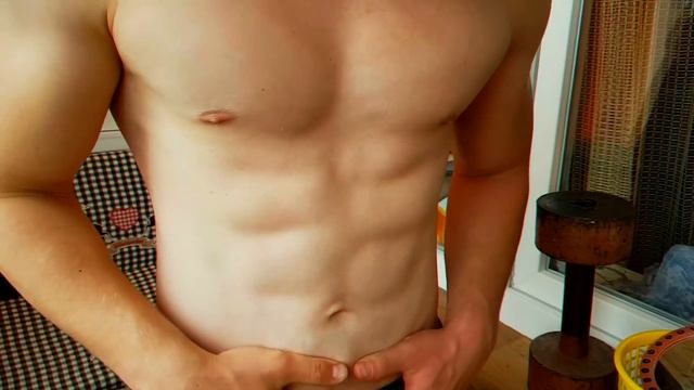 КАК НАКАЧАТЬ КУБИКИ ПРЕССА К ЛЕТУ?! НОВЫЙ СПОСОБ смотреть онлайн