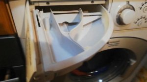 Как снять лоток для порошка у стиральной машины Ariston