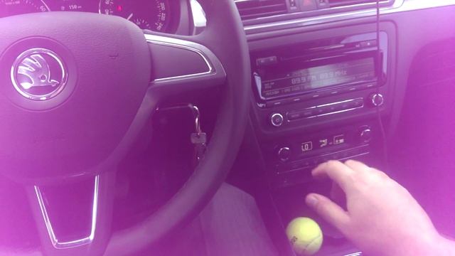 Шкода рапид. Включение задней передачи смотреть онлайн