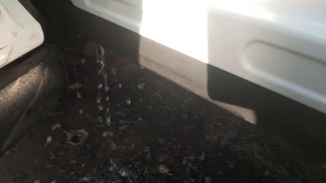 Грязь в уплотнительной резинке Haval F7 смотреть онлайн