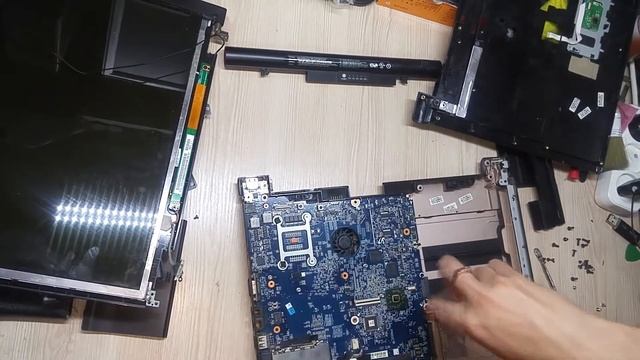 КАК РАЗОБРАТЬ НОУТБУК SAMSUNG R25 Plus\КАК ПОЧИСТИТЬ НОУТБУК SAMSUNG R25 Plus\ SAMSUNG R25 разборка смотреть онлайн